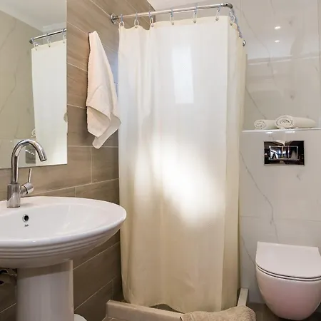 Stone Lika Holiday home *